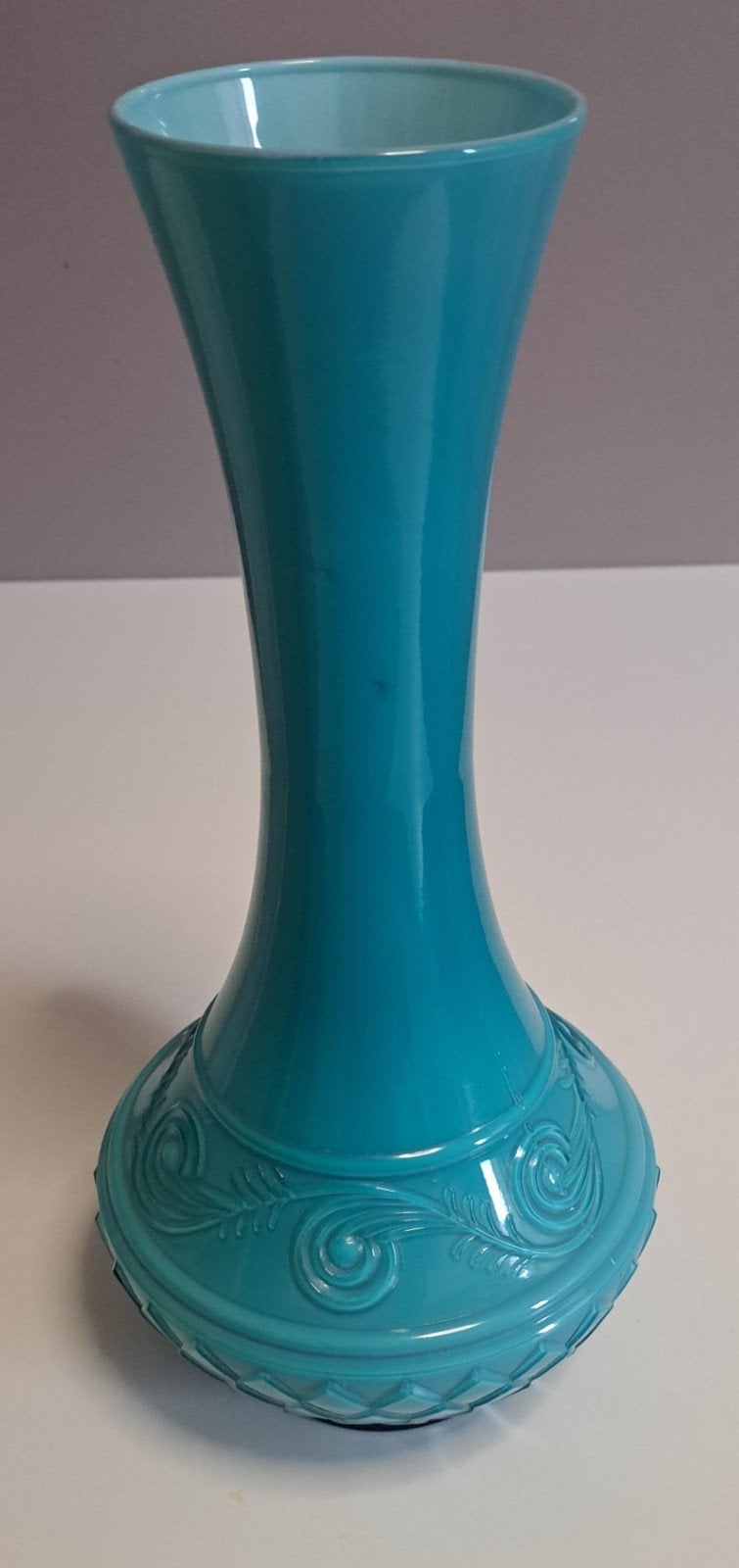 Vase Opaline bleu, Italie, années 1960 Hauteur 34 cm, Enlèvement