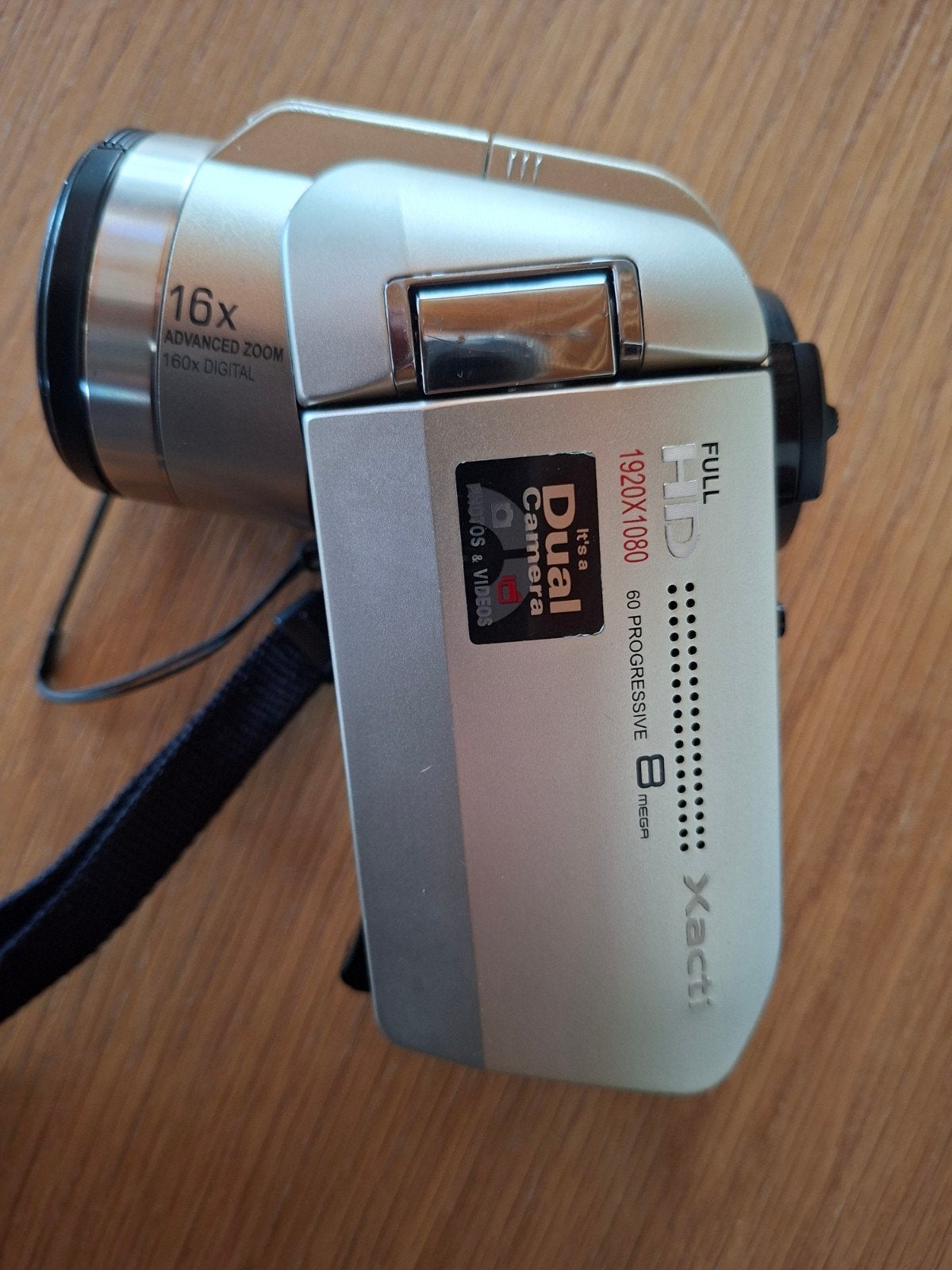 Digitale foto/camera toestel, TV, Hi-fi & Vidéo, Carte mémoire, Autres marques, Lampe intégrée, Enlèvement ou Envoi