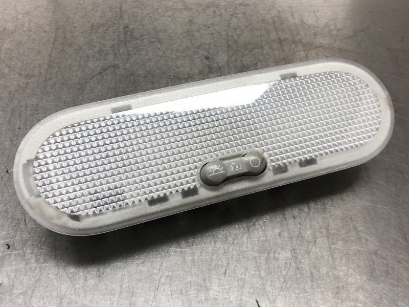 PLAFONNIER AVANT Nissan Micra (K12) (|8200074362|), Autos : Pièces & Accessoires, Utilisé, Nissan