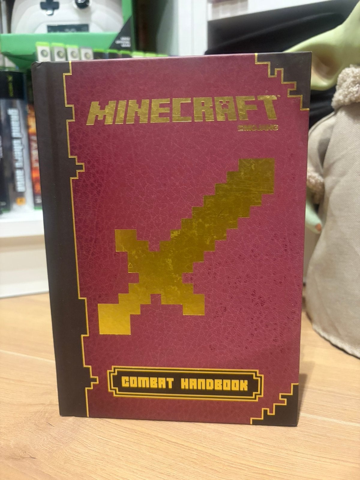Minecraft combat handbook, Boeken, Ophalen, Zo goed als nieuw