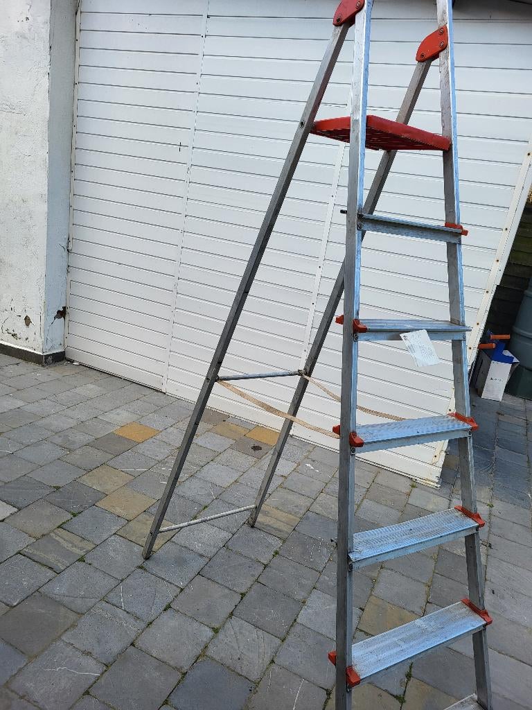 Alu  ladder, Auto-onderdelen, Ophalen