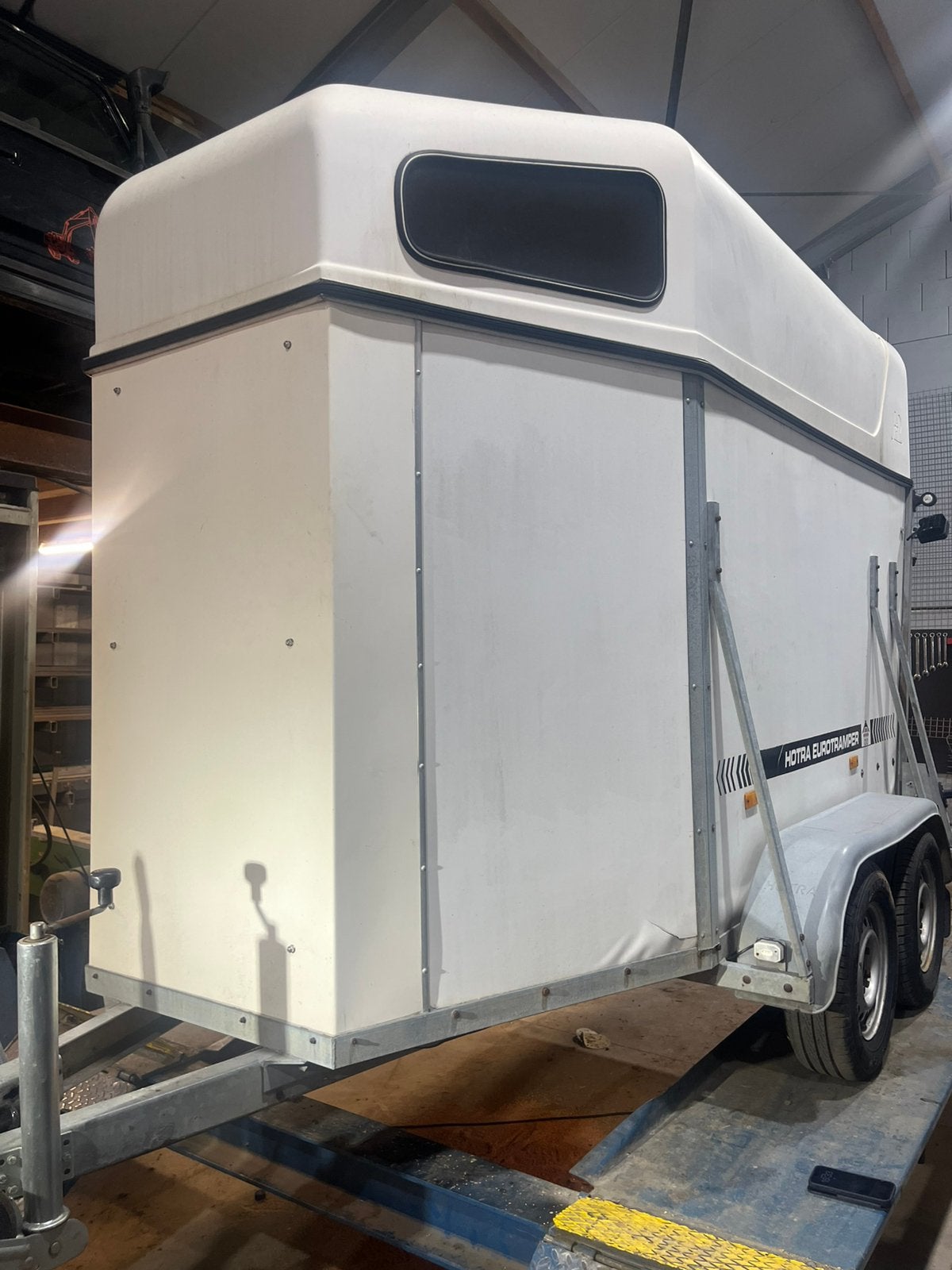 Paardentrailer paarden aanhanger hotra, Enlèvement, Comme neuf, Aluminium