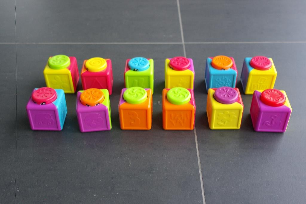 12 grappige blokjes Fisher Price blokken, Kinderen en Baby's, Ophalen of Verzenden, Zo goed als nieuw