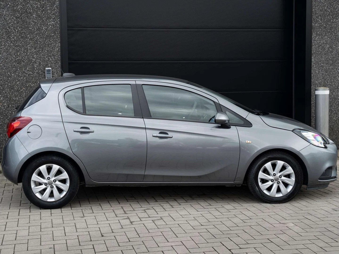 Opel Corsa Corsa 1.2i * zeer mooie staat *, Autos, Argent ou Gris, Achat, Euro 6, Entreprise