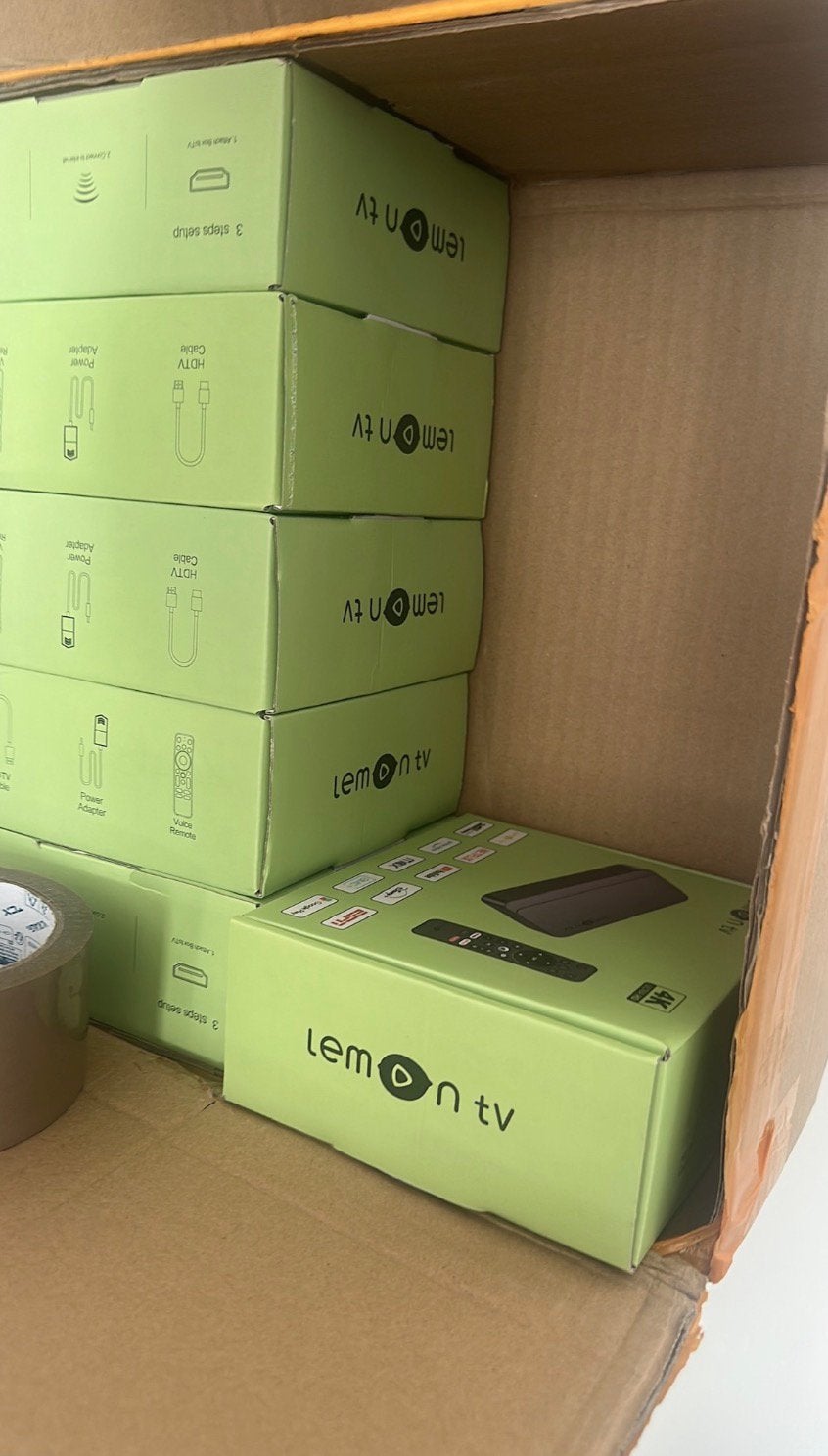 !!! Promo !! Box android tv + abonnement iptv 60 euro !! 1an, Enlèvement, Comme neuf