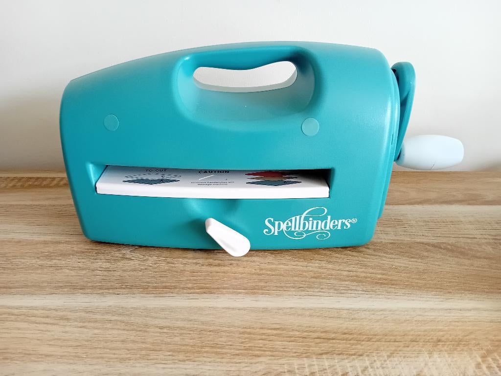 machine d'embossage et de découpe " spellbinders ", Enlèvement, Utilisé, Scrap