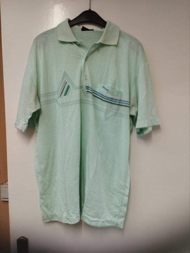 Een polo maat m kleur licht groen, Enlèvement, Taille 48/50 (M), Vert