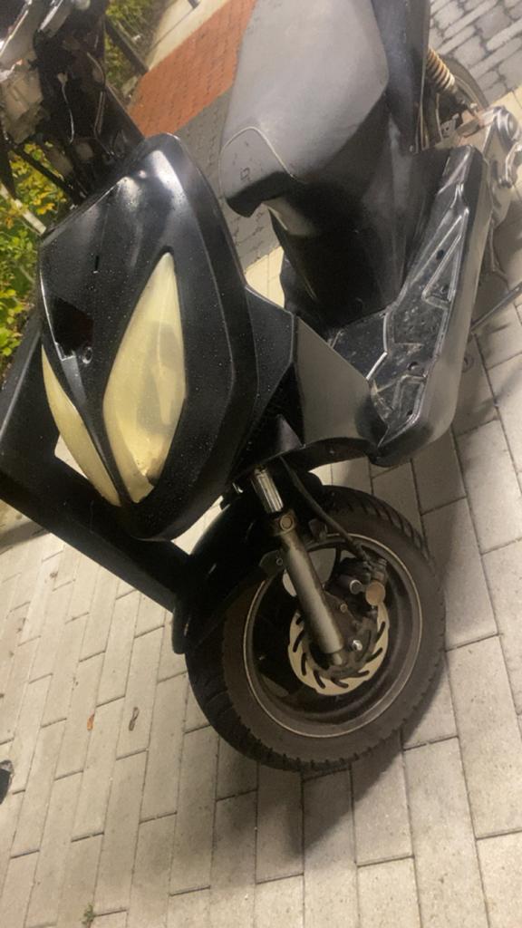 beeline veloce 85cc 4t, Ophalen, Zo goed als nieuw