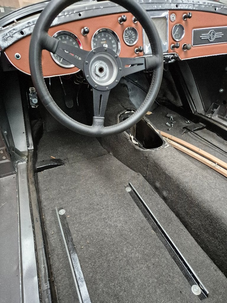 MGA 1600 MkII – toprestauratie - Gun Metal Grey - NL kenteke, foto 3