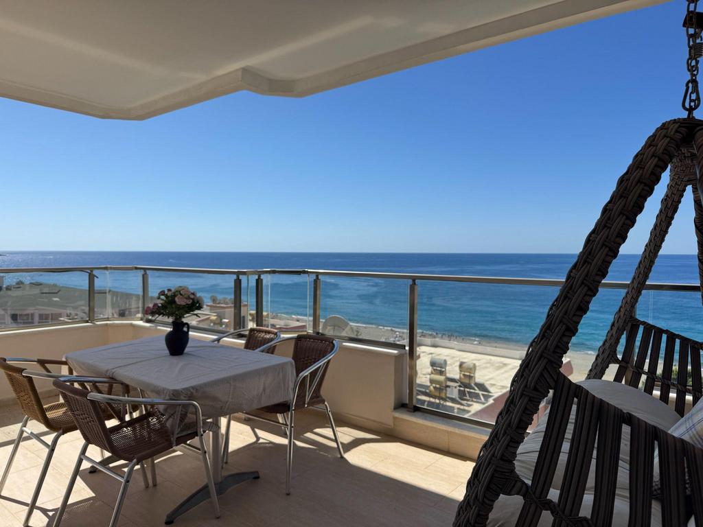 Appartement direct aan zee Turkije, Immo