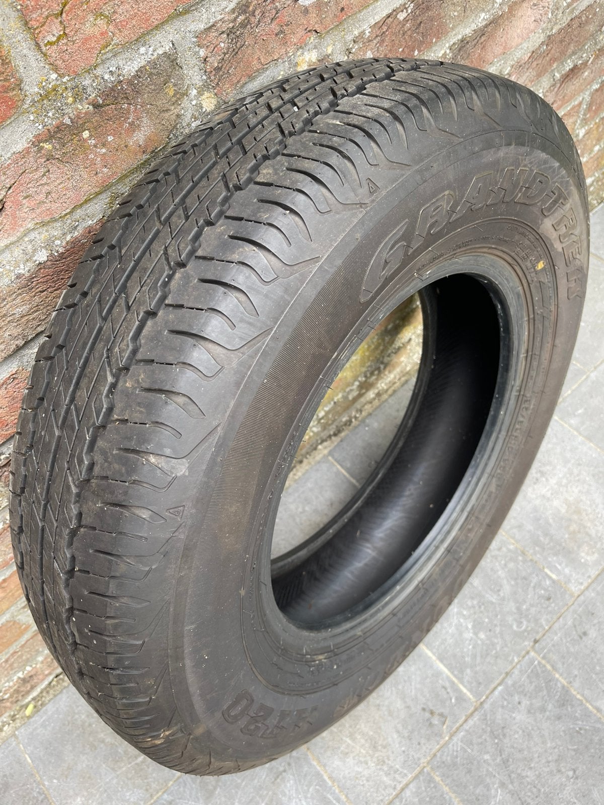 5 pneus Dunlop Grandtrek 195/80 R15, Enlèvement, Pneus été
