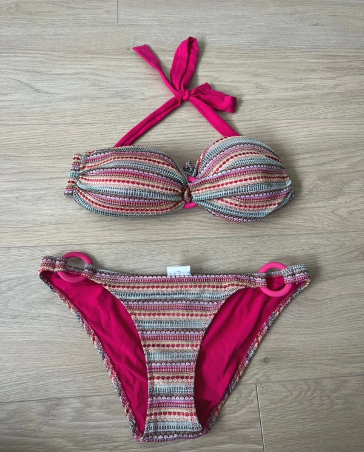 NIEUWE bikini KIWI maat 38, Enlèvement, Bikini
