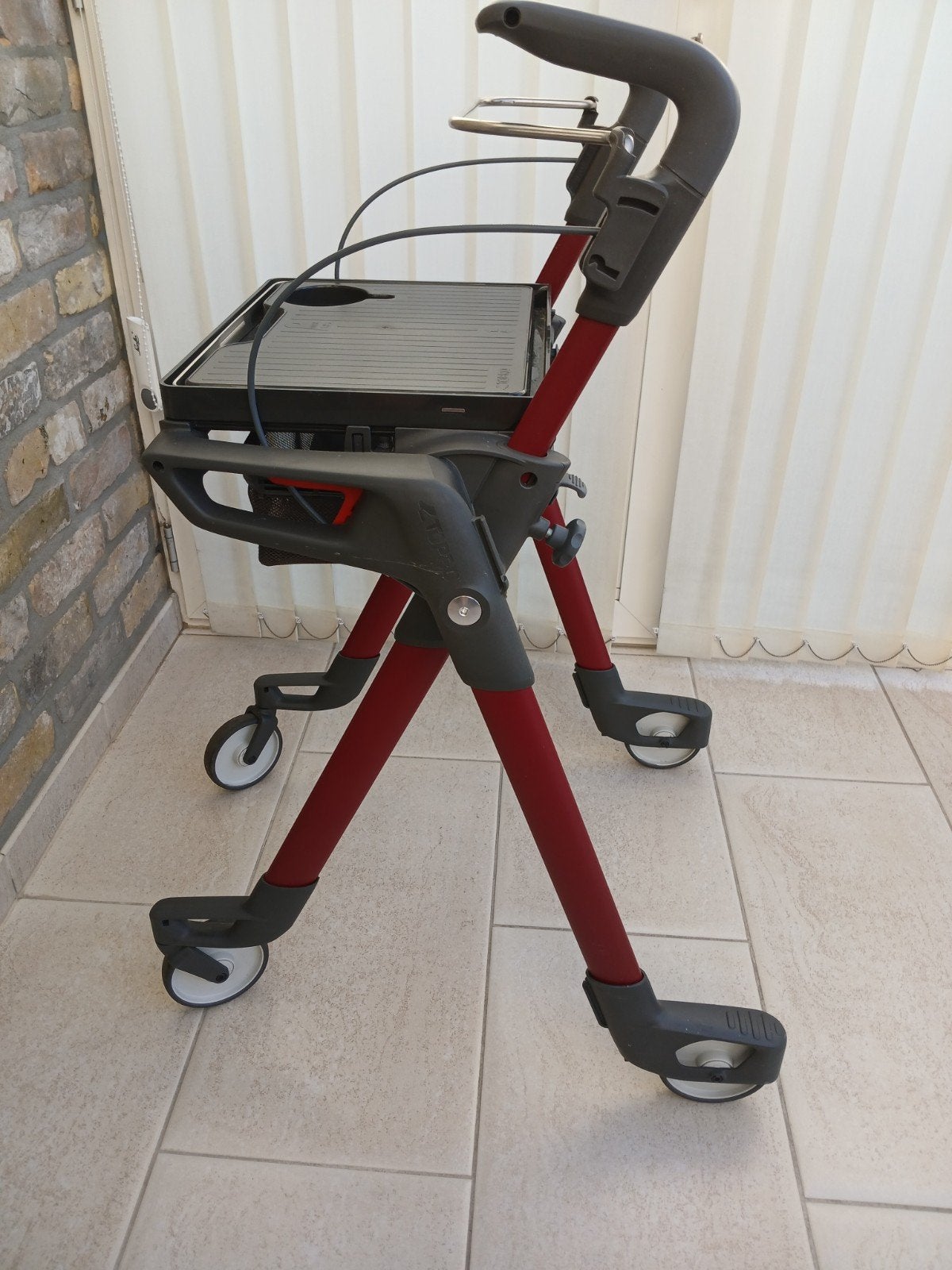 Rollator TOPRO Hestia, Enlèvement, Comme neuf