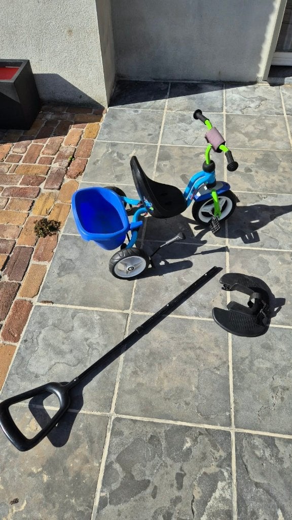 Puky CEETY driewieler met duwstang, loopplank en kiepbak, Fietsen en Brommers, Ophalen, Zo goed als nieuw, Puky, Duwstang