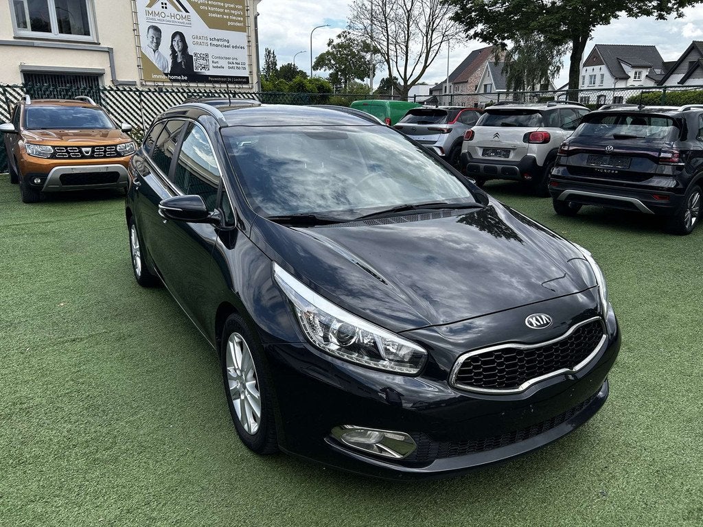Kia Ceed SW / cee'd SW 1.6 CRDi Mind GPS CAMERABLEUTOO, Euro 5, Achat, Entreprise, Boîte manuelle