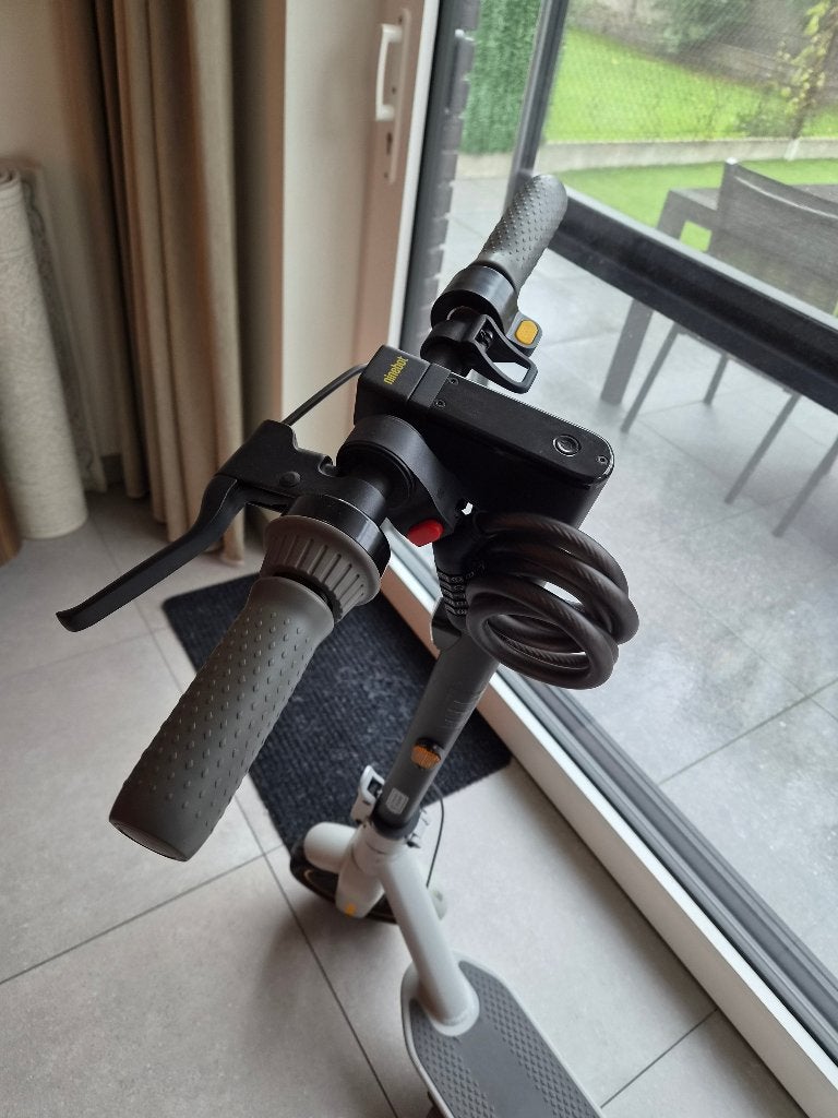 étape NINEBOT by SEGWAY G30LE gris, Vélos & Vélomoteurs, Enlèvement, Comme neuf, Step électrique (E-scooter), Ninebot