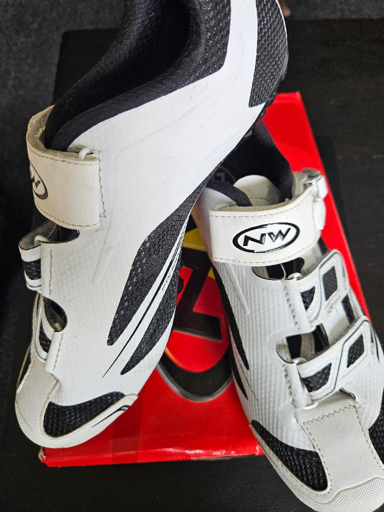 Koersschoenen dames maat 41, Femmes, Comme neuf, Enlèvement, Chaussures