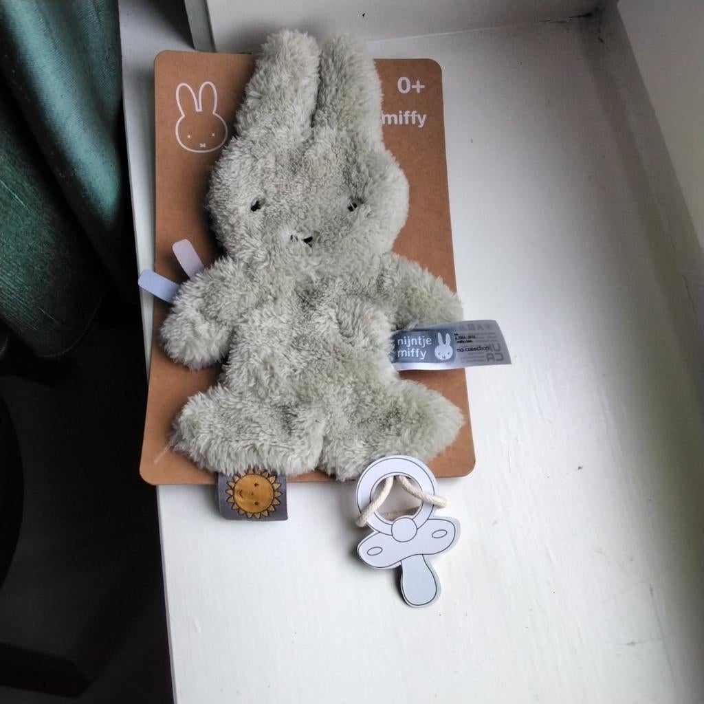 Nijntje Fluffy speendoekje is van het merk Nijntje-Miffy., Kinderen en Baby's, Ophalen of Verzenden