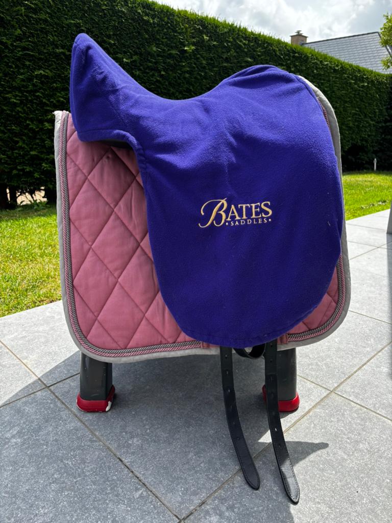 dressuurzadel BATES ISABELL WERTH cair leder, zwart, 17,5”, Dieren en Toebehoren, Ophalen, Zo goed als nieuw