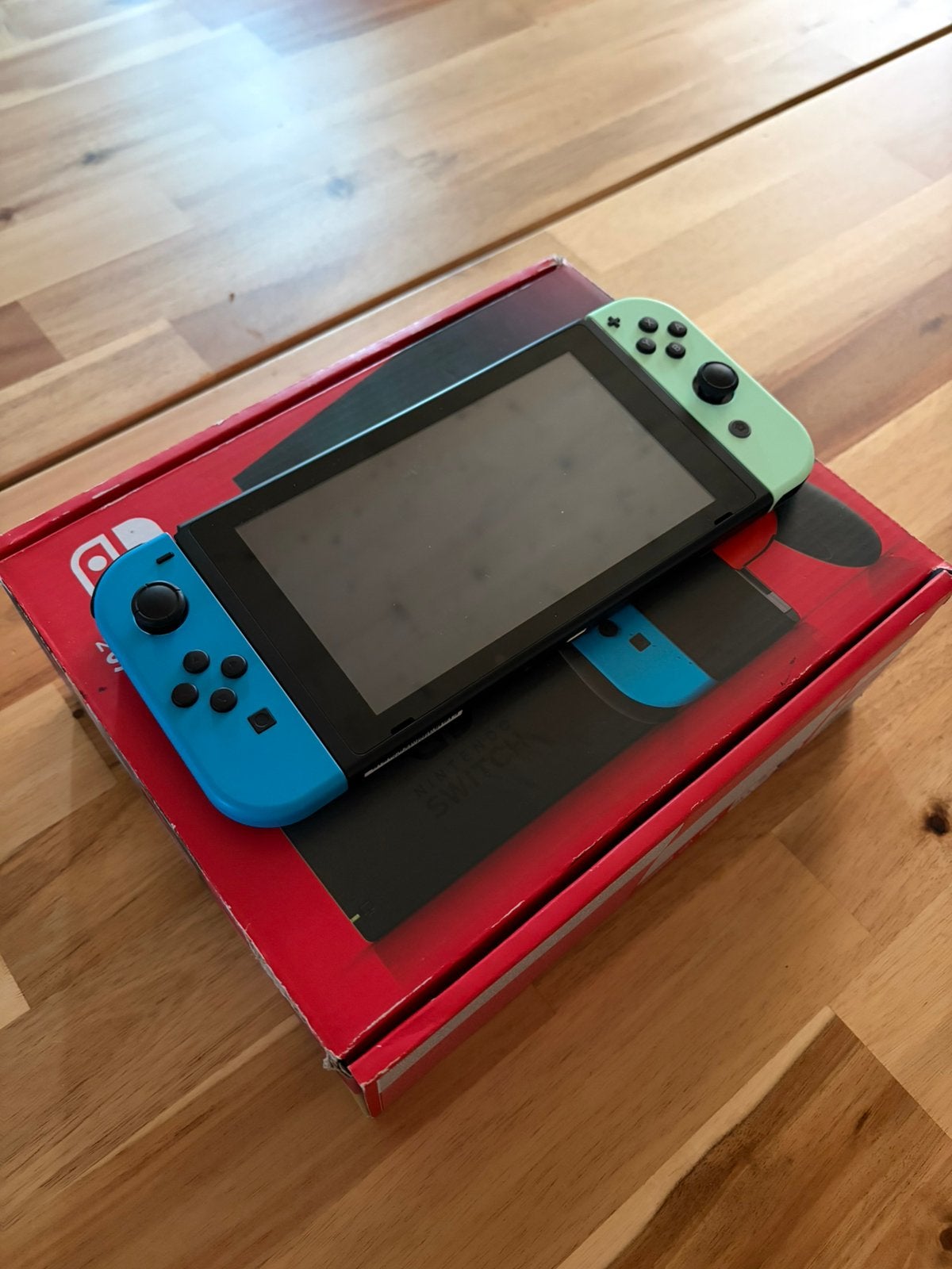 Nitendo switch, Enlèvement, Comme neuf