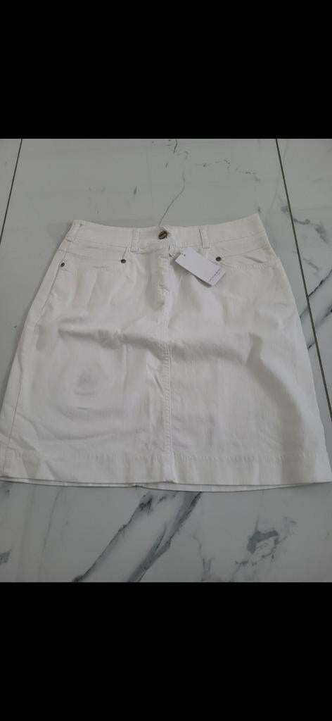 Jupe voodoo 12€Neuf, Neuf, Taille 38/40 (M), Au-dessus du genou, Blanc