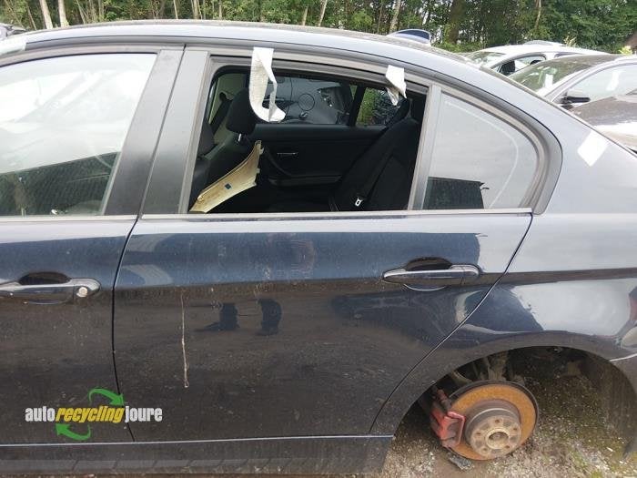 Portier 4Deurs links-achter van een BMW 3-Serie (A35), Gebruikt, -, Deur, -