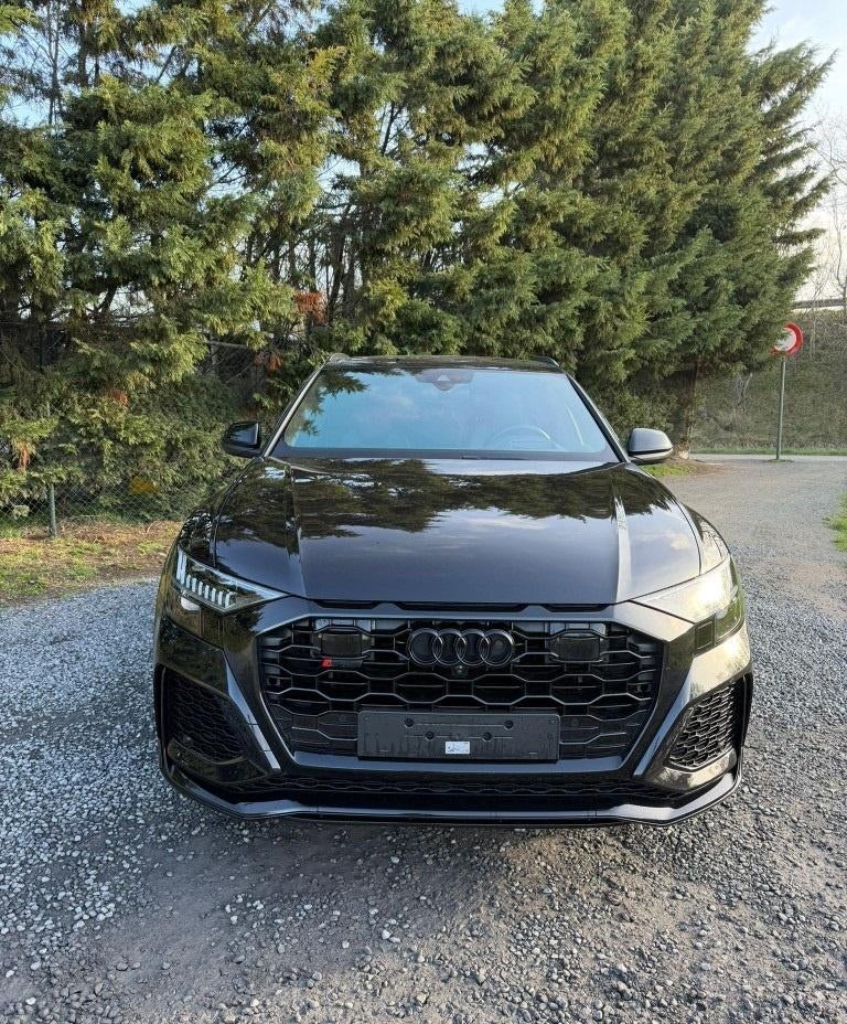 AUDI RSQ8 - V8 - QUATTRO  02/2021, Auto's, 4 cilinders, Zwart, 5 zetels, Particulier