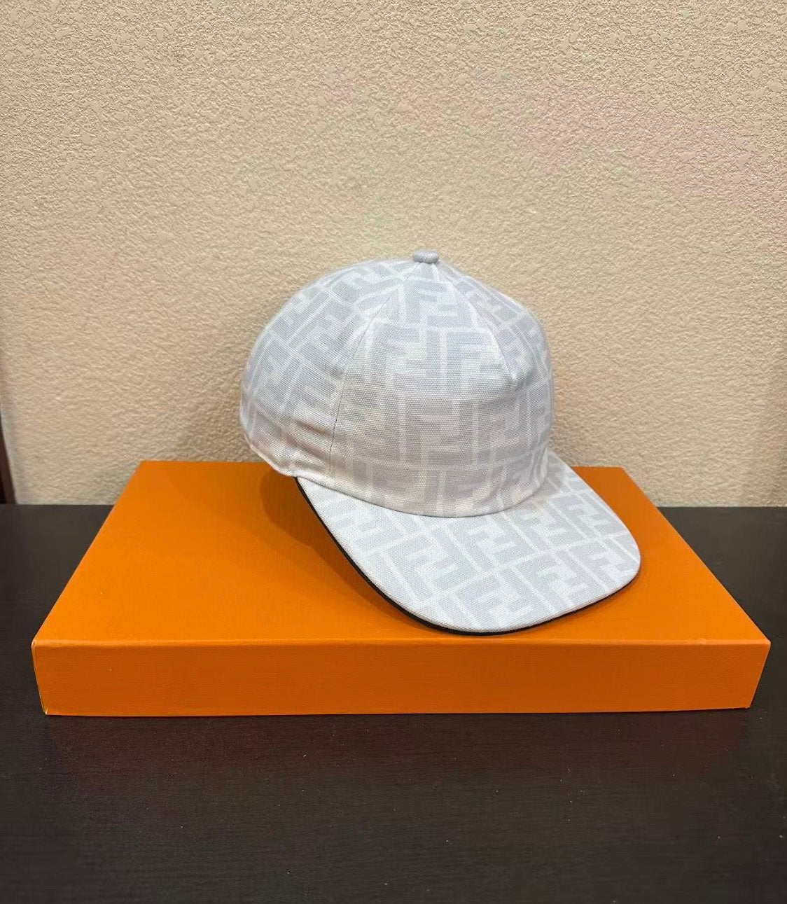 Casquettes de créateurs, Vêtements | Hommes, Chapeaux & Casquettes, Enlèvement, Comme neuf, 58 ou 59 cm (L, 7¼ ou ⅜ pouces), Casquette