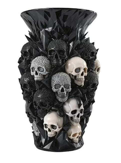 Vase à fleurs de style gothique avec crânes (15 cm de haut)