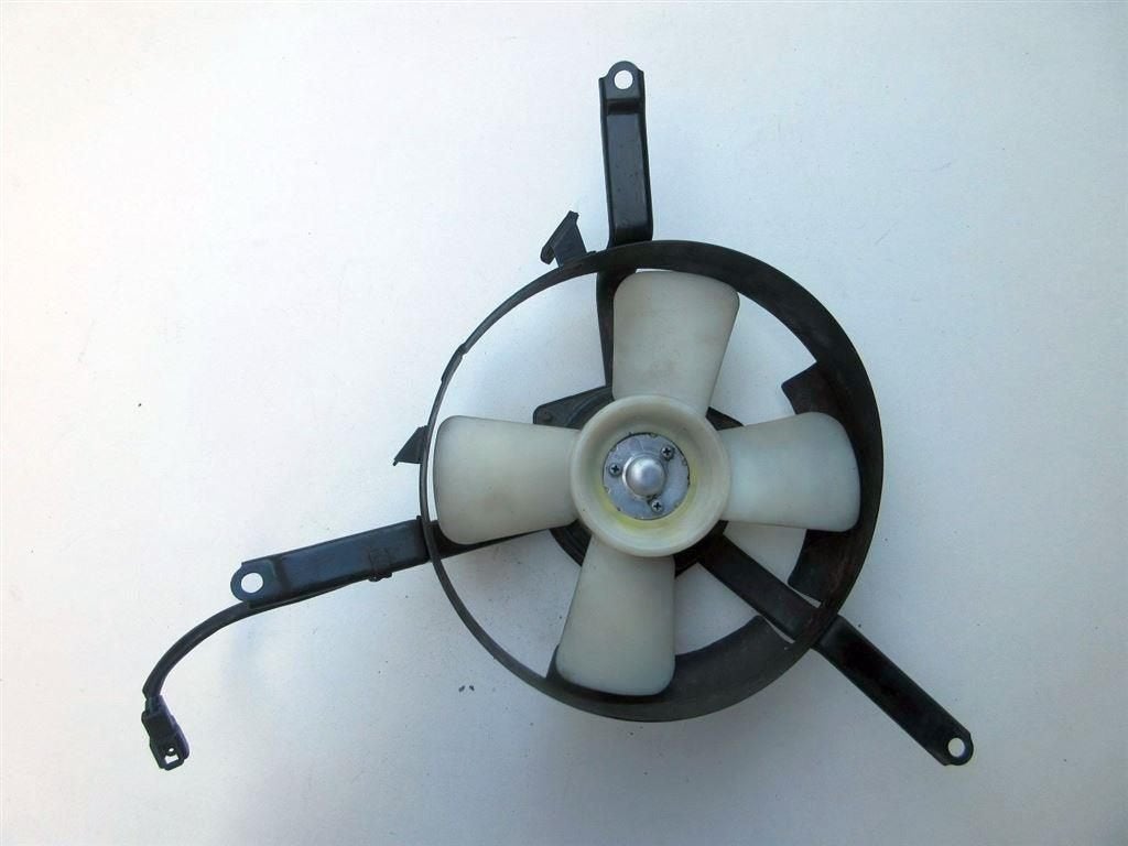 Kawasaki ZZR1100 radiator fan koeler ZZR 1100 radiateur vin, Enlèvement ou Envoi, Utilisé