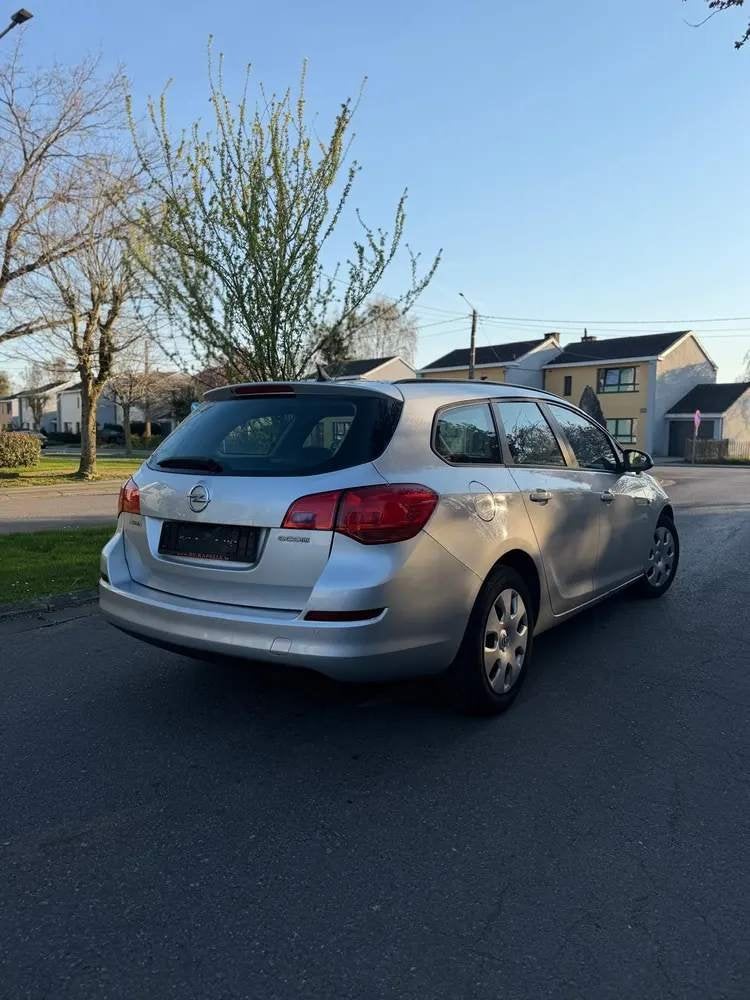 Opel Astra sports, Autos, Argent ou Gris, Achat, Entreprise, Boîte manuelle