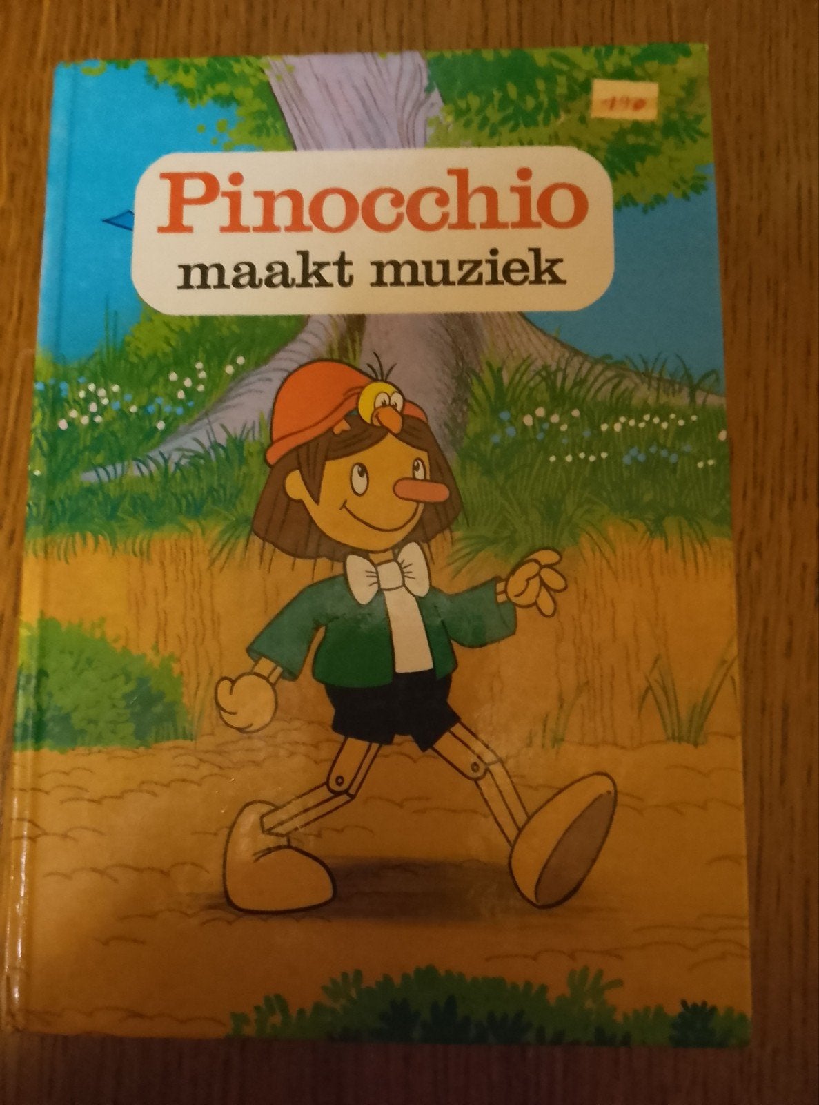 oud boek van Pinokkio, Ophalen