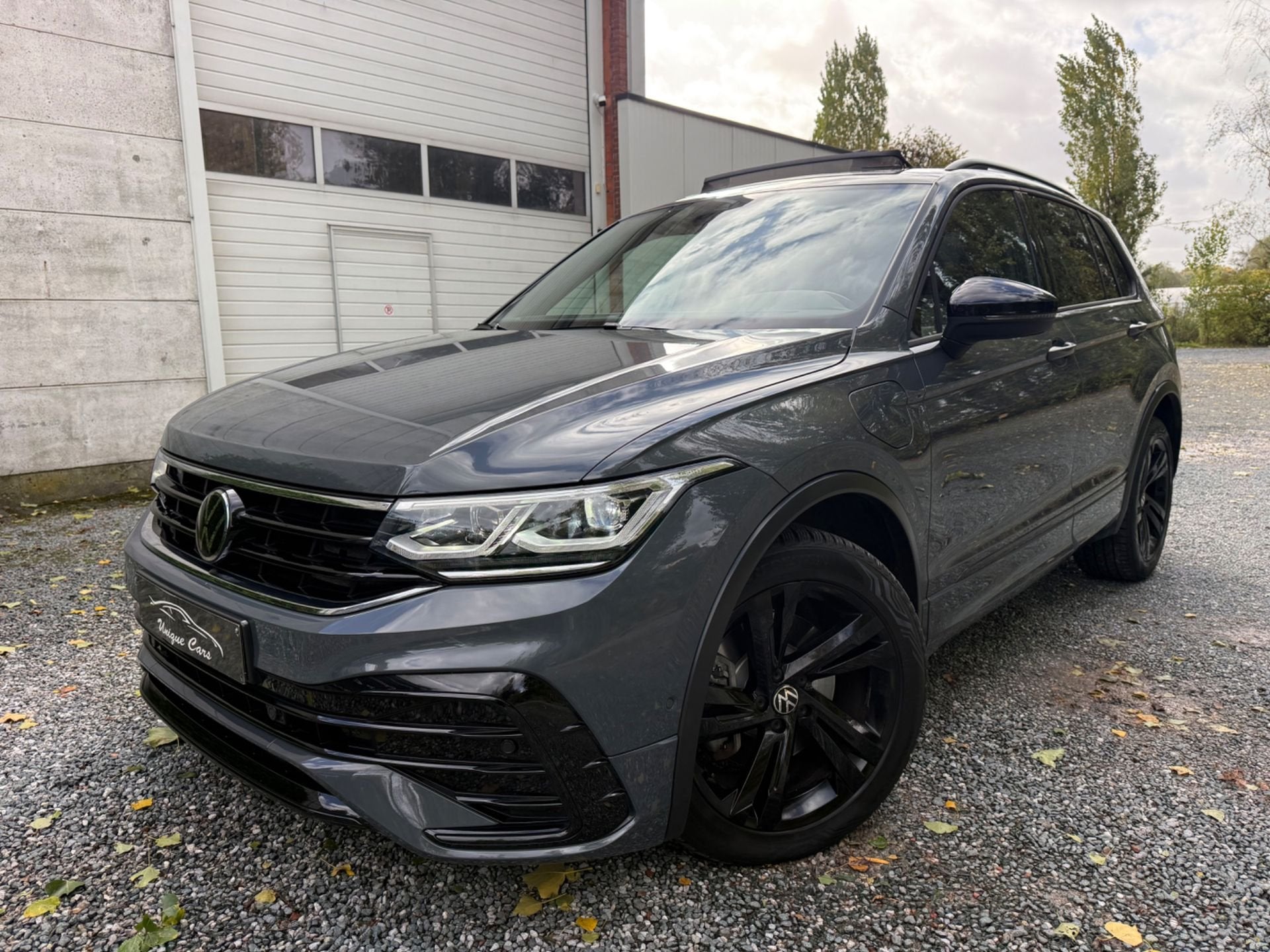 VW Tiguan R LINE 1.4 TSI E-HYBRID Full option 2022 PANO, Autos, 1395 cm³, Argent ou Gris, Achat, Entreprise
