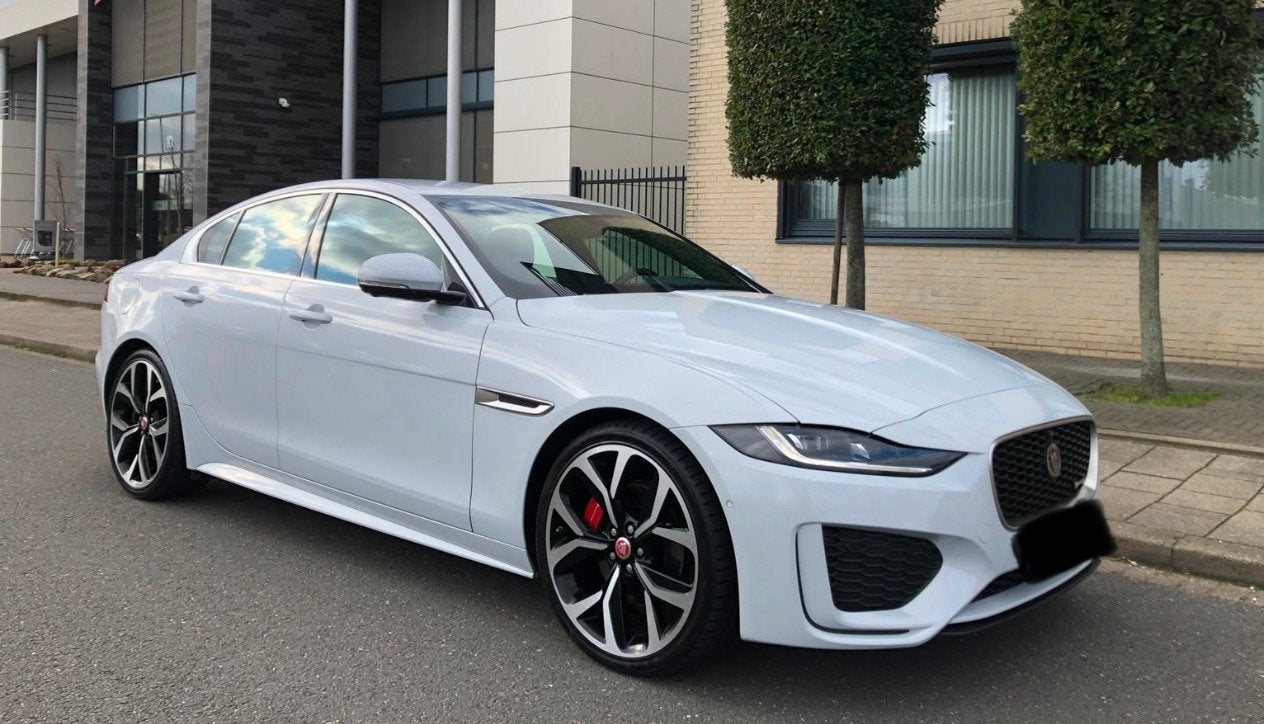 Jaguar XE MHEV 204, Auto's, Jaguar, Automaat, 4 deurs, 4 cilinders, Wit