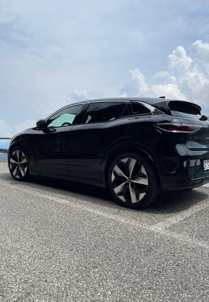 Renault Mégane E-Tech EV60 R220 Optimum Charge, Auto's, Automaat, Leder en Stof, Elektrisch, Grijs