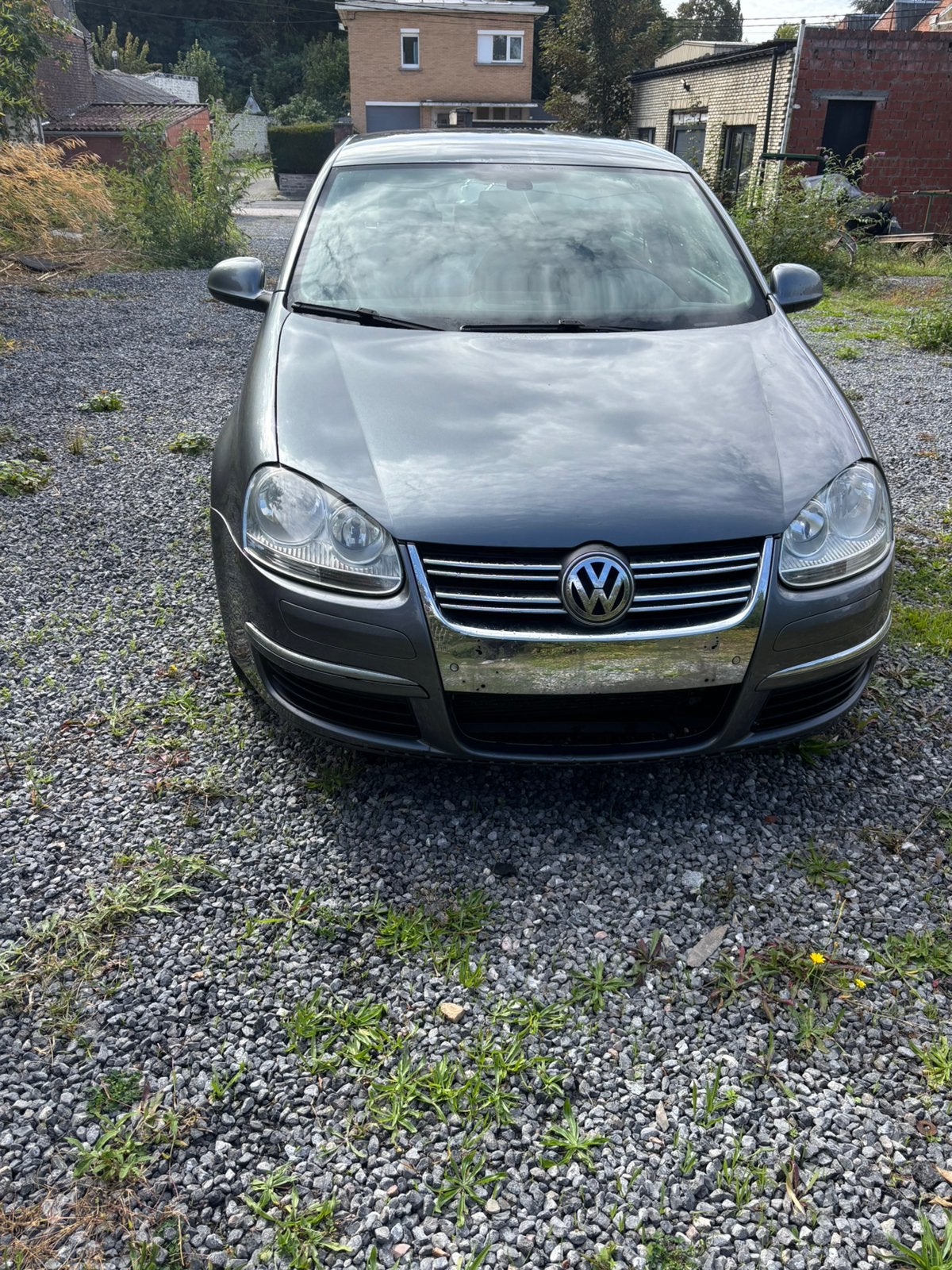 Vw jetta travaux a prevoir 1.6tdi, Auto's, Particulier, Te koop, Jetta