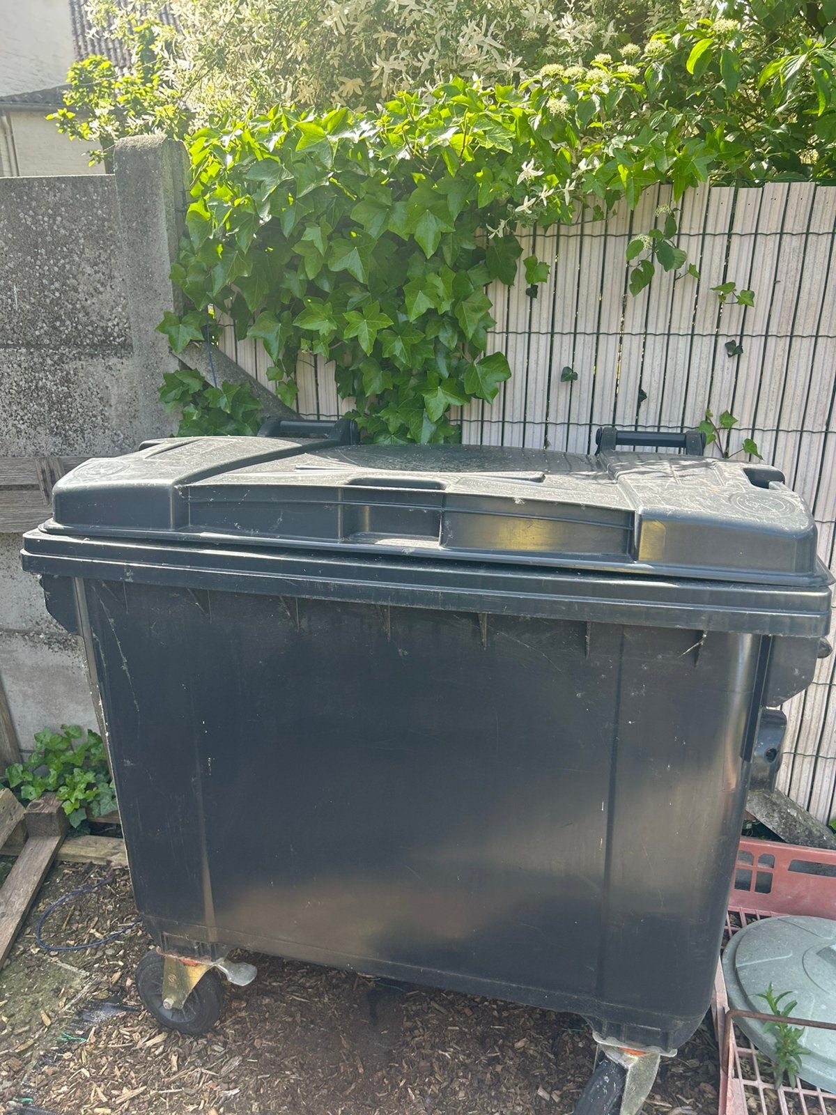 Container, Ophalen, Zo goed als nieuw