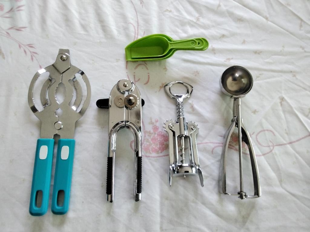 5 ustensiles de cuisine, Maison & Meubles, Enlèvement, Utilisé, Plastique