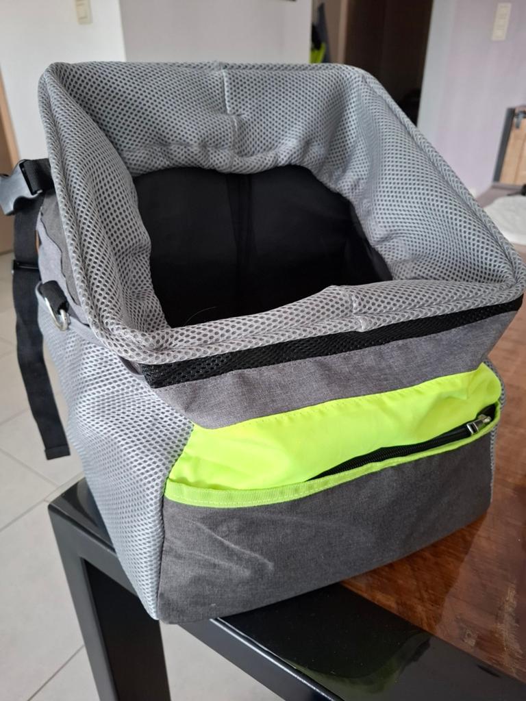Hondenmandje voor op de fiets., Enlèvement