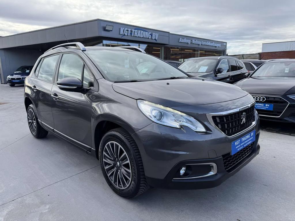 Peugeot 2008 1.2i 82PK FACELIFT NAVIGATIE PDC BLUETOOTH AIRC, Auto's, Peugeot, Stof, Gebruikt, Bedrijf, 3 cilinders