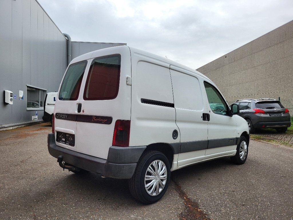 Citroën Berlingo 1.9D * Nieuwe koppeling en banden, Stof, Zwart, 4 cilinders, Wit