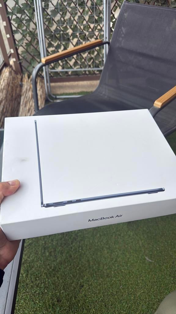 Apple MacBook Air (M2, 2022) ecran cassé à l’interieur, Informatique & Logiciels, Ordinateurs portables Windows, 13 pouces, SSD