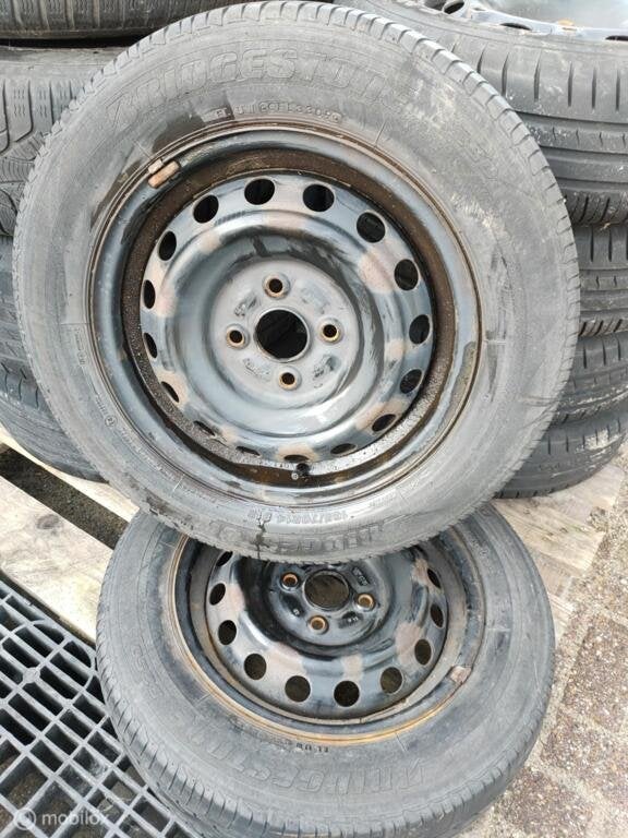 Banden Bridgestone B250 165/70R14 81S - 06325, Ophalen, Gebruikt