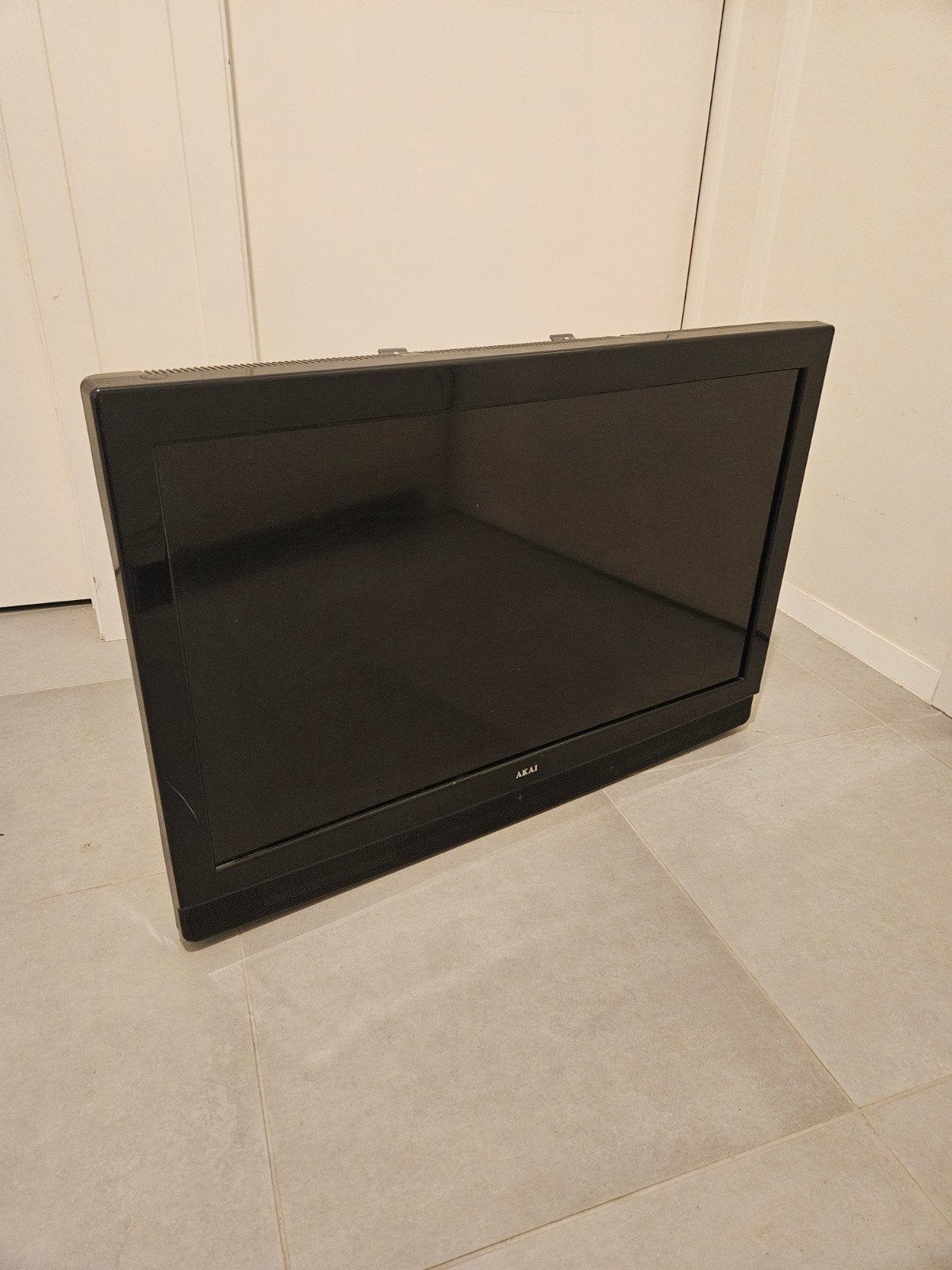 tv akai, Ophalen