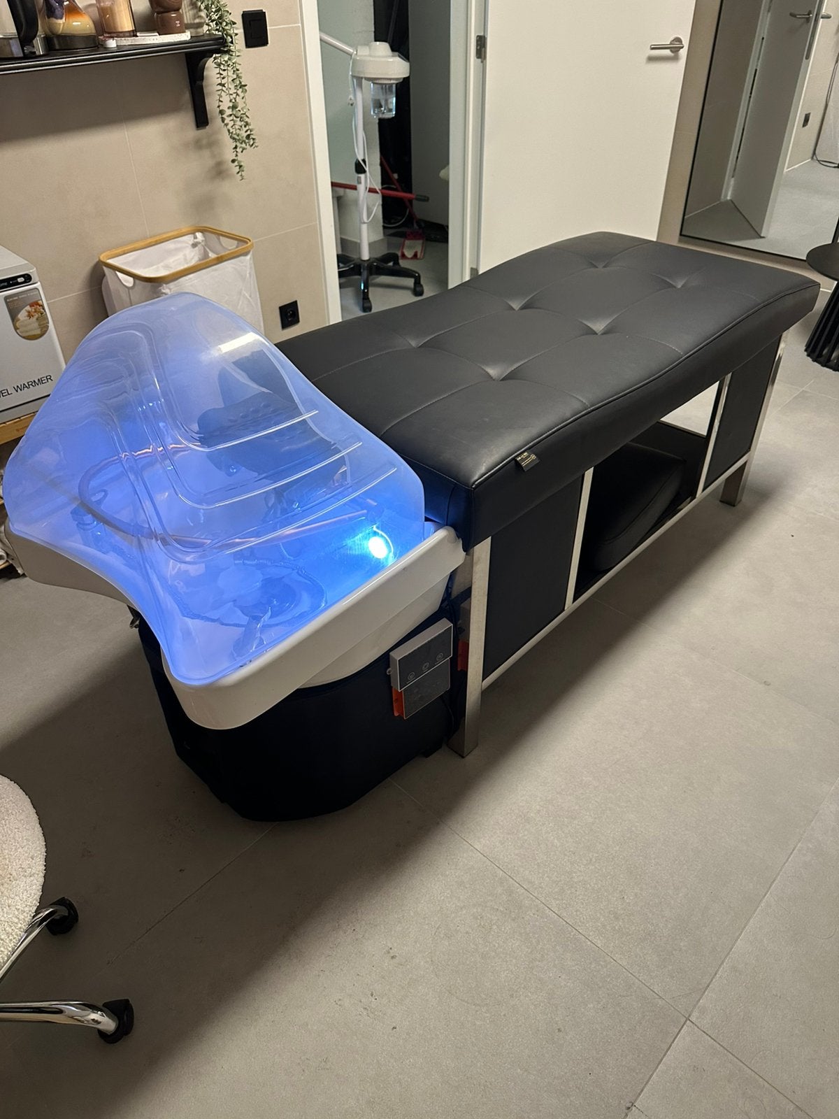 Luxe Japanse Headspa Behandelstoel met ingebouwde stoom, Ophalen, Zo goed als nieuw