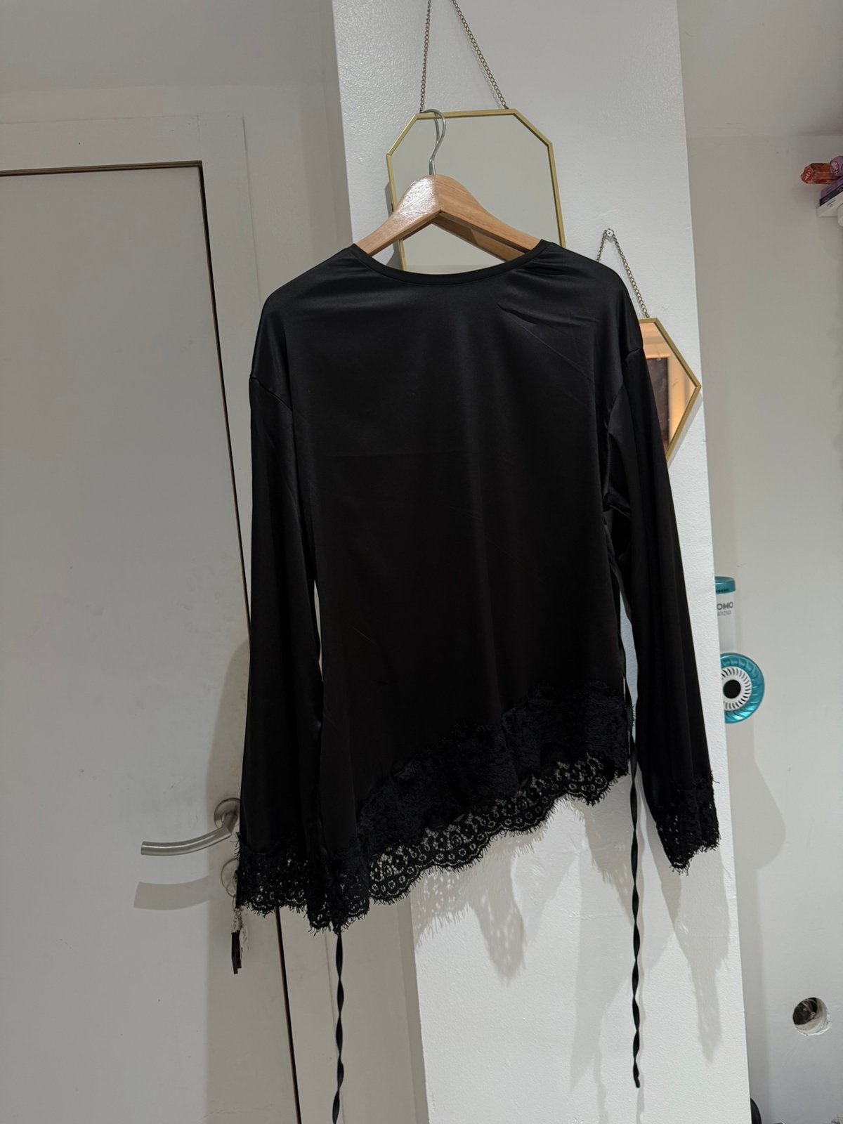 maat L, Kleding | Dames, Topjes, Ophalen, Zo goed als nieuw, Maat 42/44 (L), Zwart