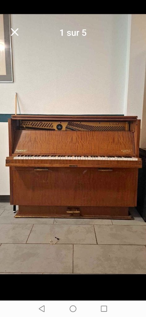 Piano à céder, Musique & Instruments, Pianos, Utilisé, Piano, Brun, Brillant, Enlèvement