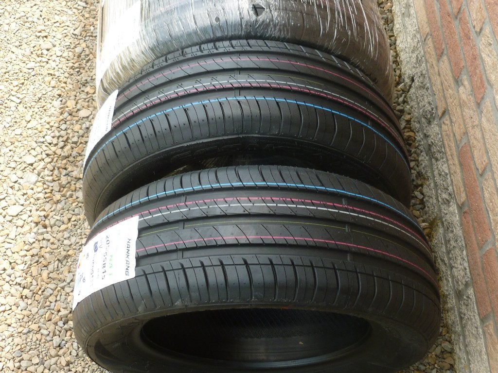 NANKANG NA-1 205 55R15 neufs!!, Autos : Pièces & Accessoires, Pneus & Jantes, Enlèvement, Pneu(s)
