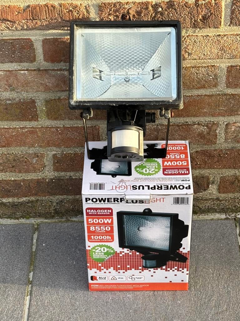 Halogeenlamp 500 watt met sensor, Ophalen, Gebruikt, Wandlamp, Aluminium