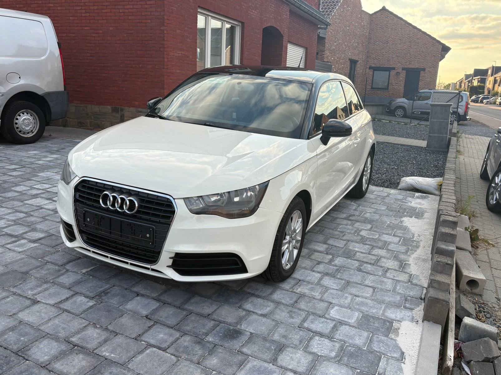 Audi A1, Stof, A1, Zwart, Wit